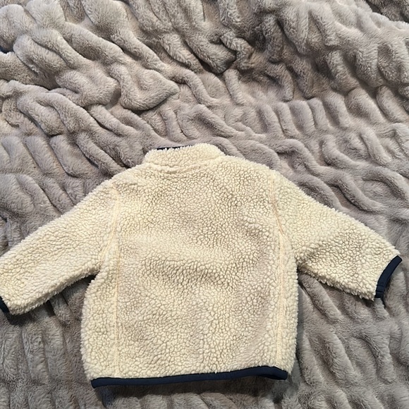 Children’s place zip up jacket - Picture 3 of 3